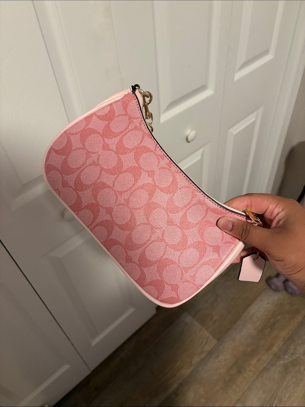 COACH Pink Signature Canvas Chain-Handle Shoulder Bag - Picture 2 of 4